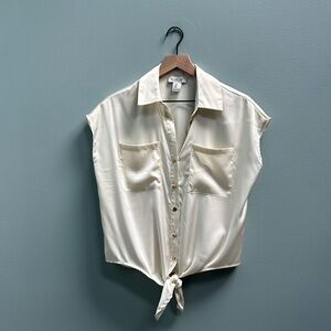 • RACHEL ZOE SATIN BUTTON DOWN FRONT TIE BLOUSE •